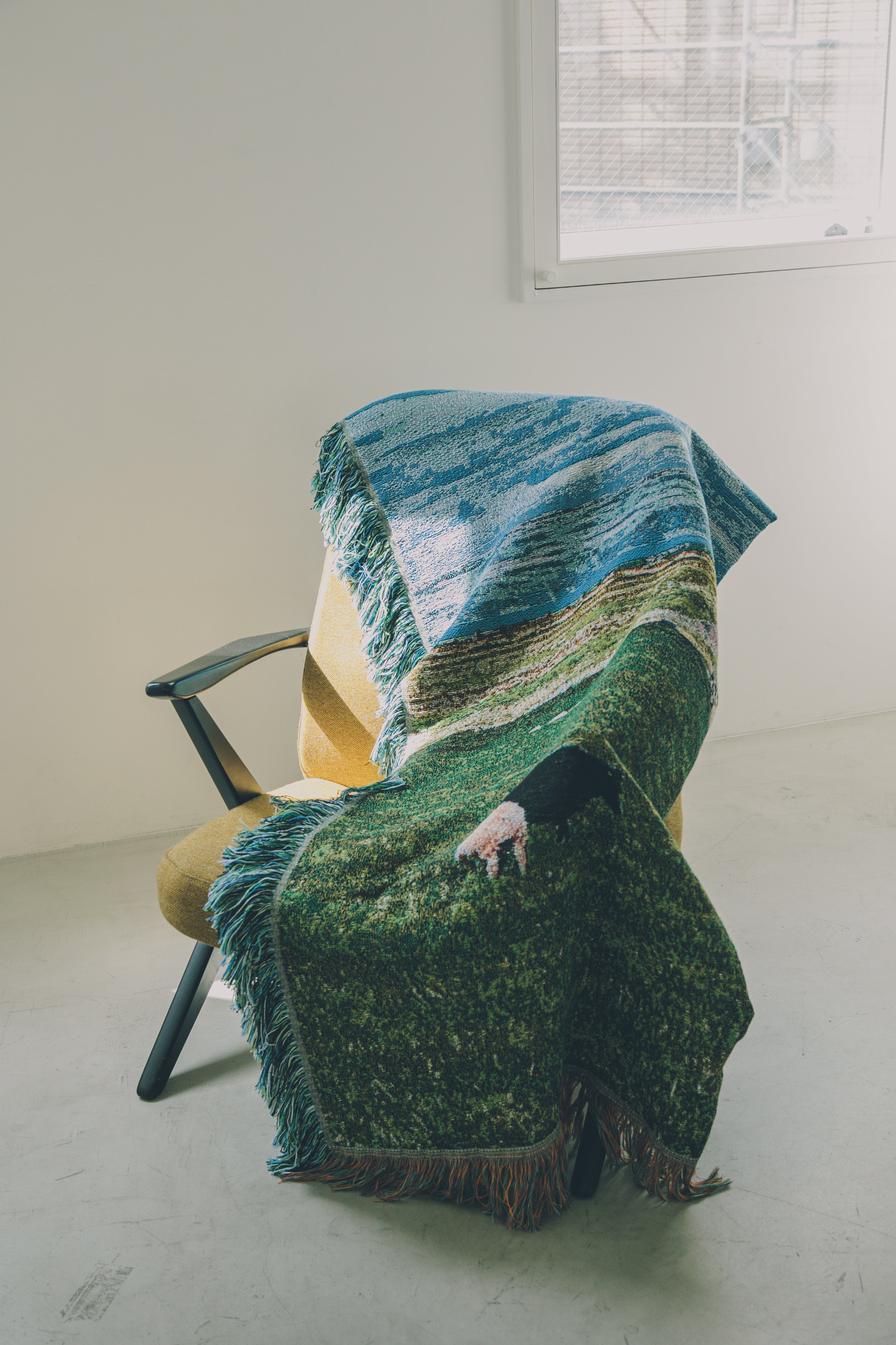PHOTO BY neru RUG – 長濱ねる OFFICIAL STORE
